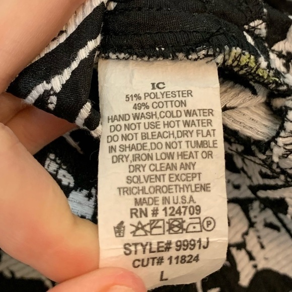 IC By Connie K Jacket Black And White Floral Green Piping Statement Button Large - Picture 7 of 7